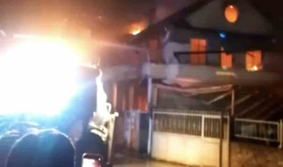 Mersin’in yüksek kesimindeki yayla evinde çıkan yangın korkuttu. Edinilen bilgiye
