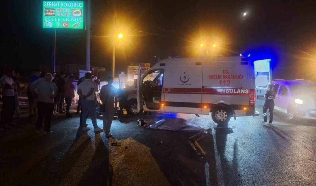 Antalya’nın Serik ilçesinde motosiklet ile otomobilin çarpıştığı trafik kazasında 19
