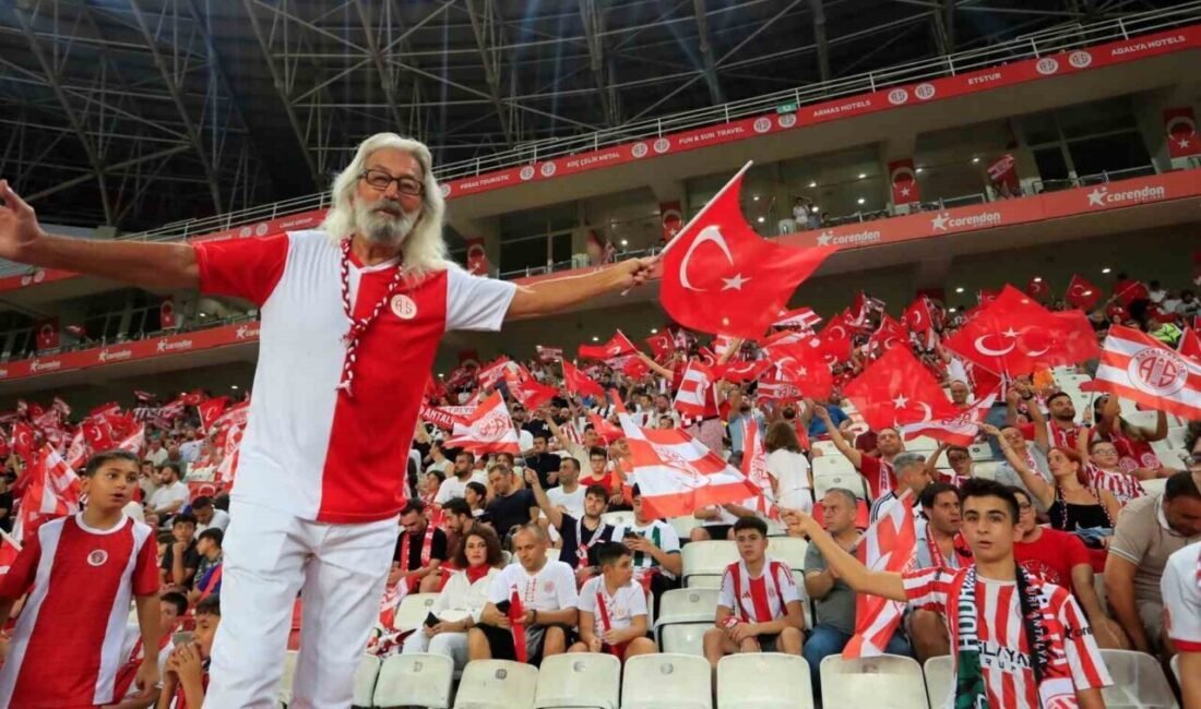 Trendyol Süper Lig’in 4. haftasında Antalyaspor, sahasında Fatih Karagümrük’ü ağırlıyor.