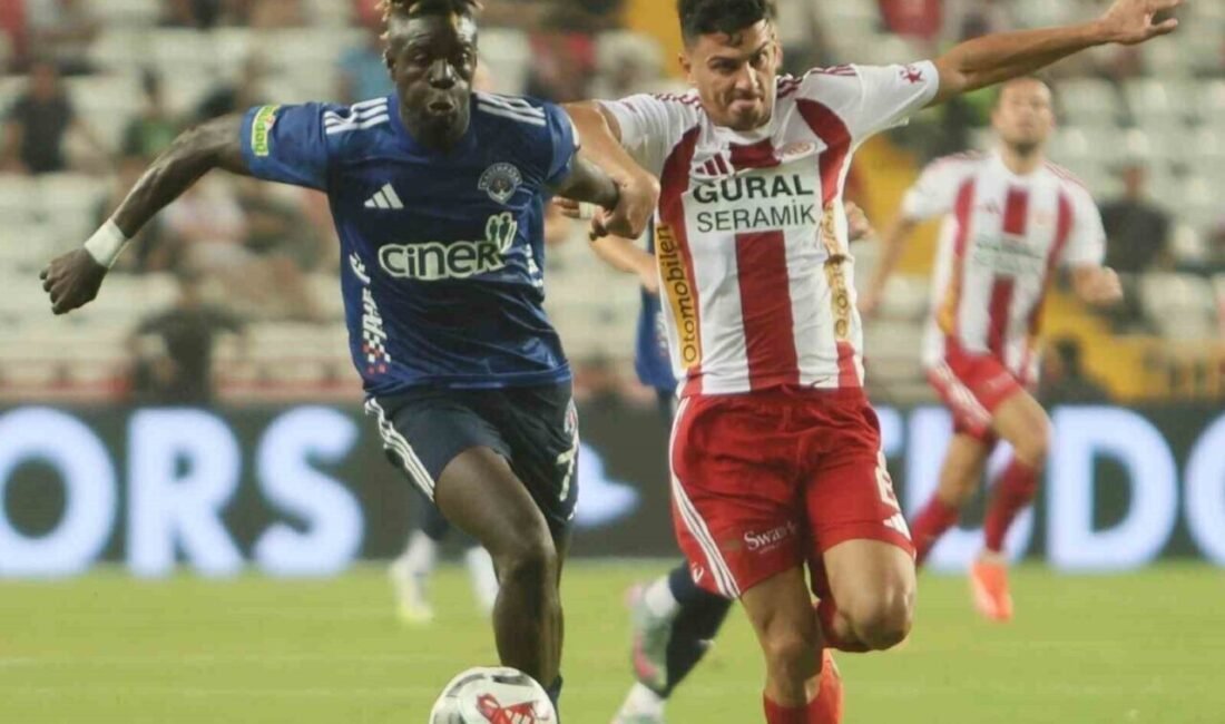 Trendyol Süper Lig’in ilk haftasında Antalyaspor, sahasında Kasımpaşa’yı 2-1 mağlup