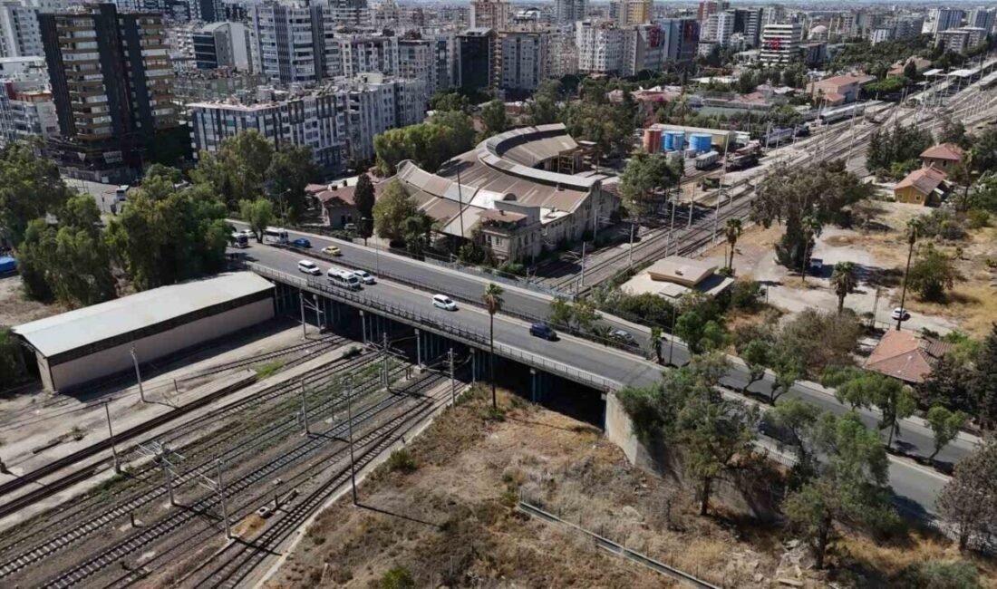 Adana’da Yüksek Hızlı Tren Projesi kapsamında çalışmalar devam ederken, 1962