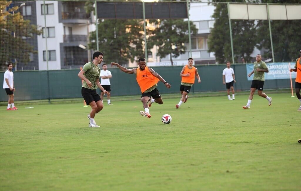 Corendon Alanyaspor, Trendyol Süper Lig’in ilk haftasında oynanması planlanan ancak