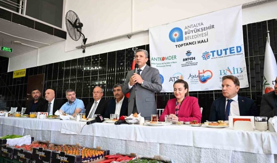 Antalya Toptancı Hali Yaş Sebze ve Meyve Komisyoncular Derneği’ni ziyaret