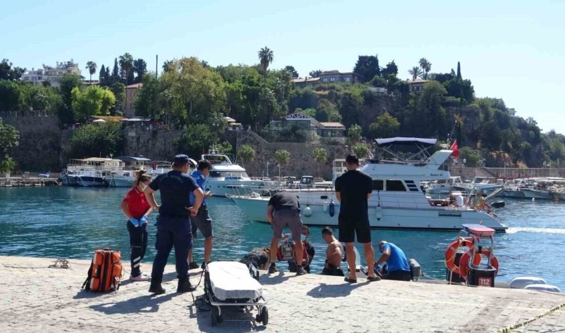 Antalya’da 35 metre yükseklikteki falezlerden düşen bir kişi hayatını kaybetti.