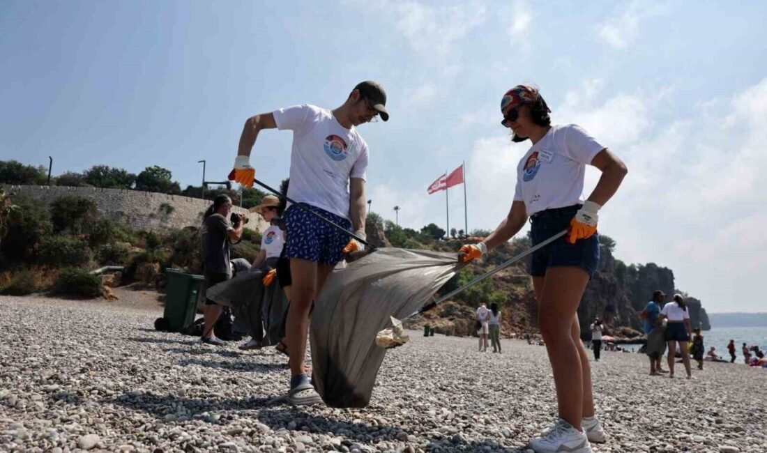 Antalya’da deniz gönüllüleri 20 Eylül Cumartesi günü Uluslararası Kıyı Temizleme