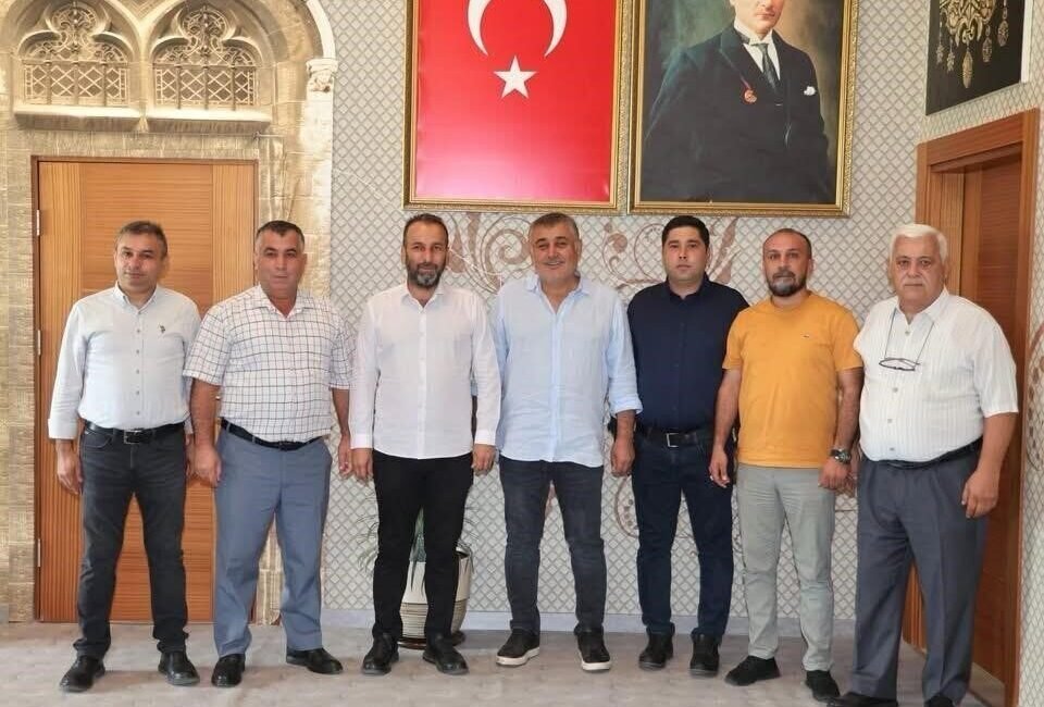 Aksu Belediye Başkanı İsa Yıldırım, CHP’den istifa eden meclis üyelerinin