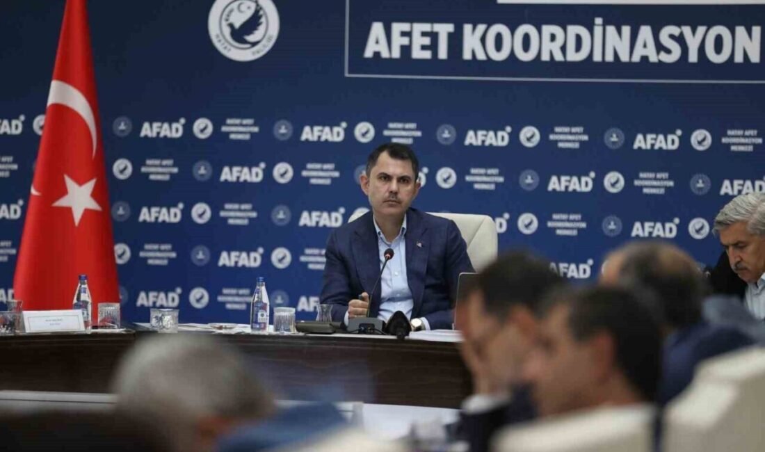 İYİ Parti Hatay Milletvekili Adnan Şefik Çirkin ve CHP’li Defne
