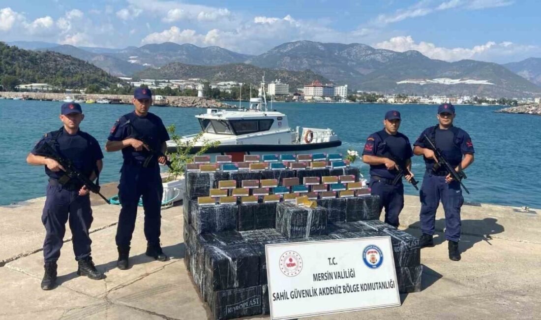 Mersin’in Anamur ilçesinde deniz üzerindeki şüpheli kutulardan 28 bin 500