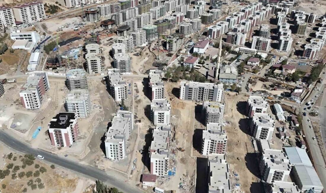 Kahramanmaraş merkezli meydana gelen depremler sonrası Doğukent Mahallesi’nde yapımı süren