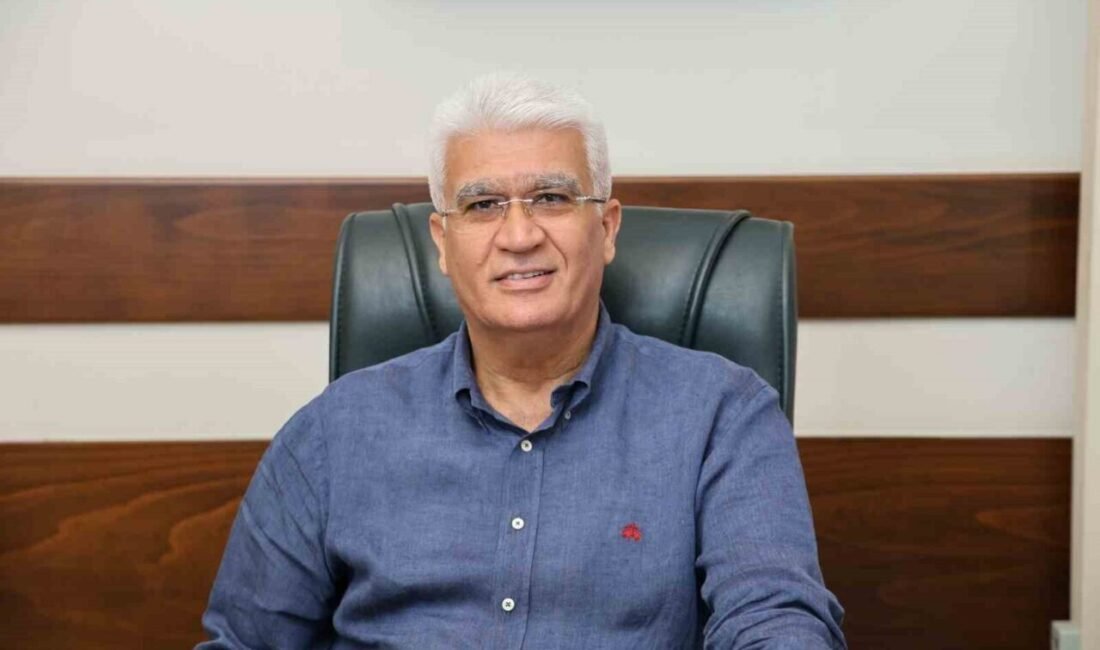 Beyin, Sinir ve Omurilik Cerrahisi Uzmanı Prof. Dr. Orhan Şen,
