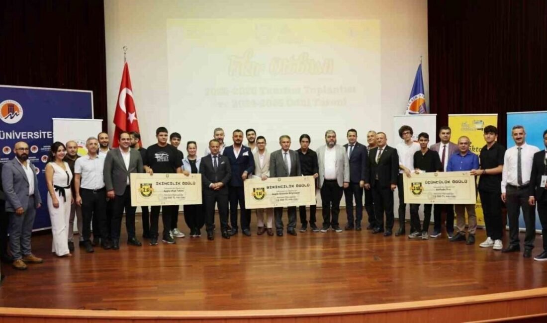 Gençlere girişimcilik bilincini erken yaşlarda kazandırmayı hedefleyen ve lise öğrencilerinin