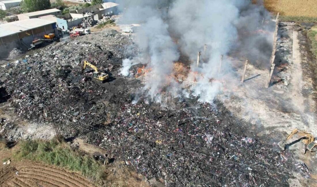 Adana’da geri dönüşüm tesisinin bahçesinde çıkan ve 17 saat sonra