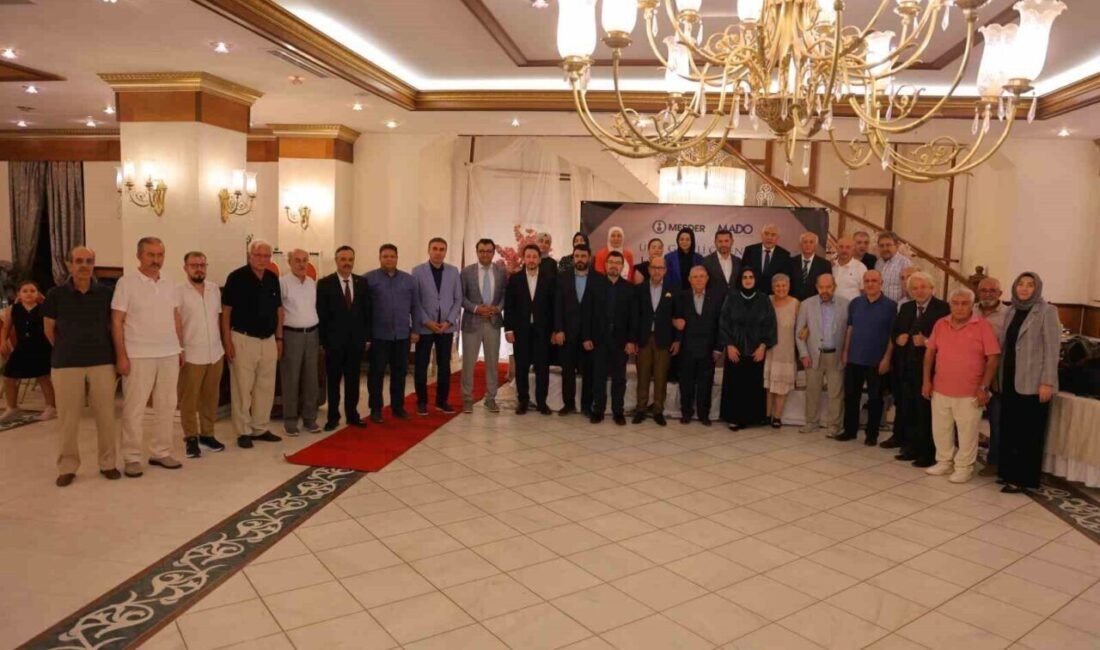 Edebiyatın başkenti olarak adlandırılan Kahramanmaraş’ta düzenlenen ’Ülke Geneli Geleneksel İkinci