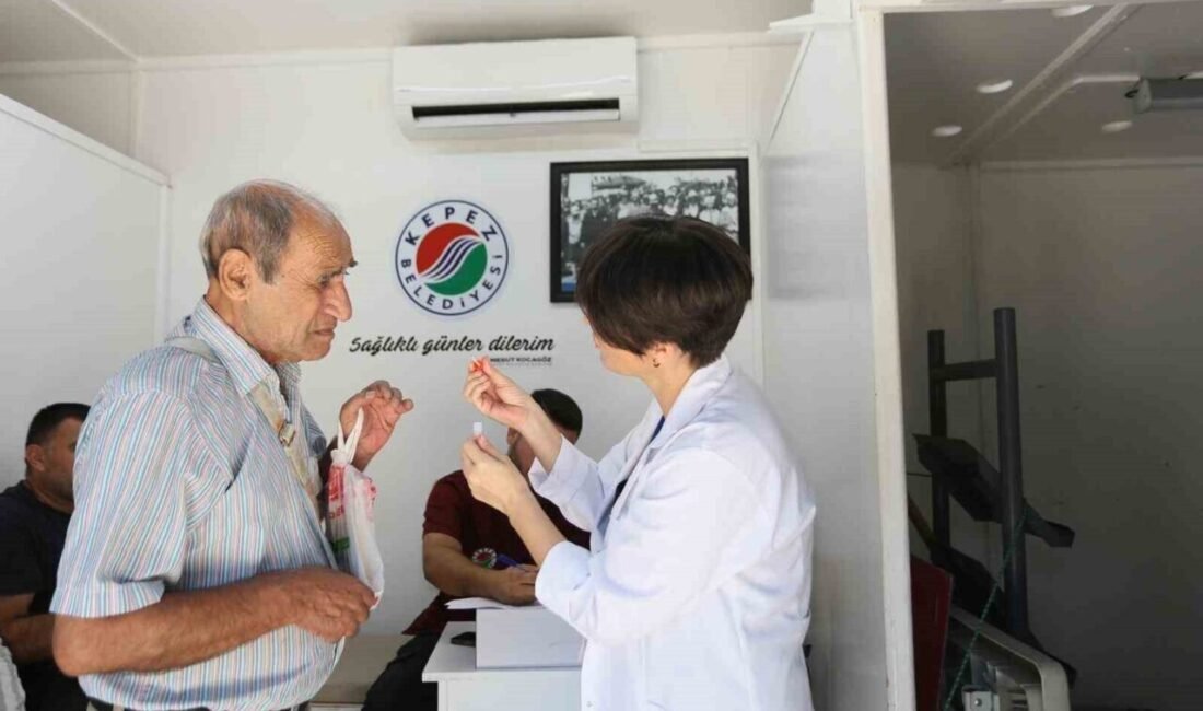 Kepez Belediyesi Sağlık Merkezi çatısı altında hizmet veren Mobil Sağlık