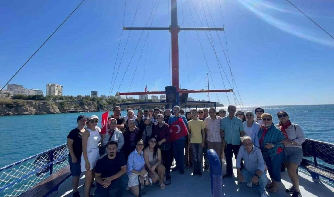 Muratpaşa Belediyesi ve Adalya Vakfı’nın 2023’te hayata geçirdiği “Kitaplar Konuşuyor”