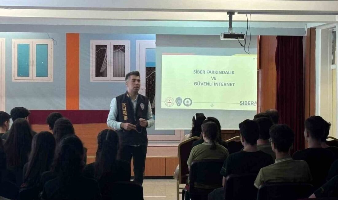 Mersin’de öğrencilere siber güvenlik, internetin doğru kullanımı ve dijital bağımlılık