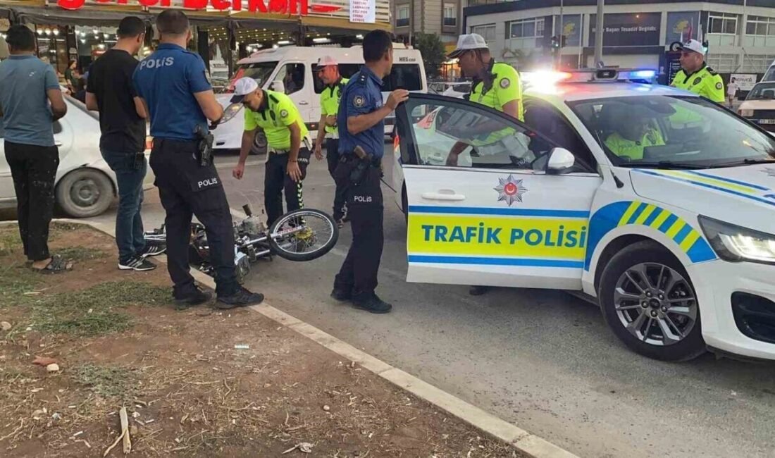Mersin’in Erdemli ilçesinde tırın çarptığı motosikletin sürücüsü yaralanırken, arkasında oturan