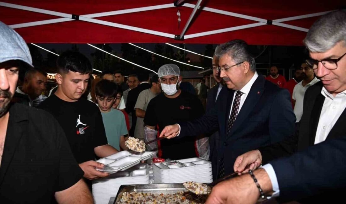 Osmaniye’de 38. Ahi Evran Haftası dolayısıyla düzenlenen programda “Yılın Ahisi”