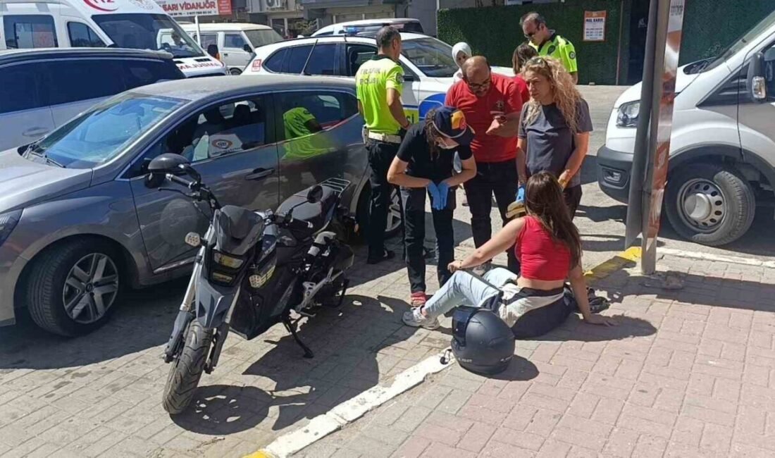 Antalya’nın Manavgat ilçesinde meydana gelen kazada, motosiklet sürücüsü genç kız
