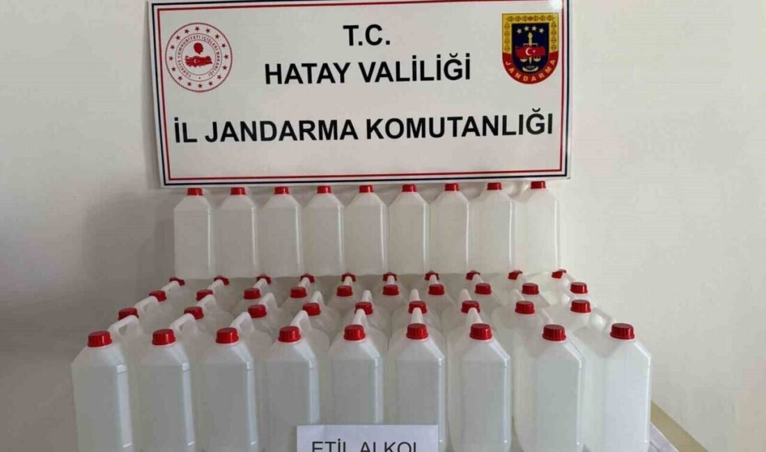 Hatay’ın Samandağ ilçesinde sahte içki üretiminde kullanılan 200 litre etil