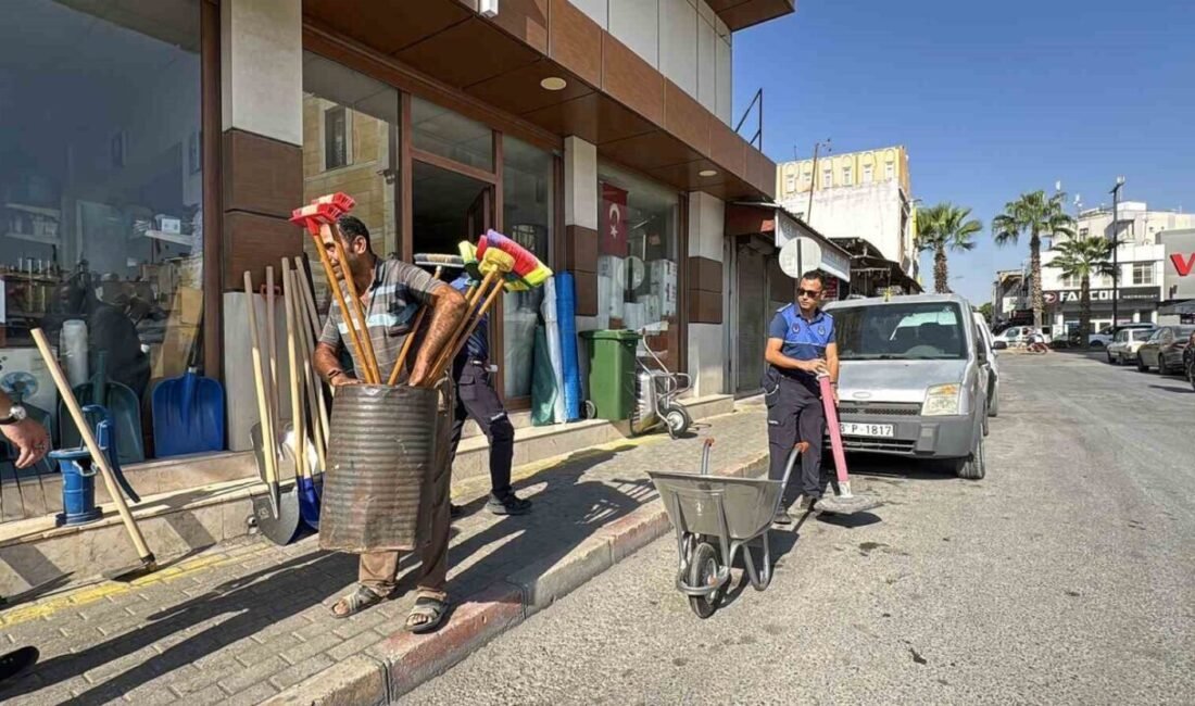 Mersin’in Tarsus Belediyesi, kaldırımların güvenli ve erişilebilir kalması için işgal