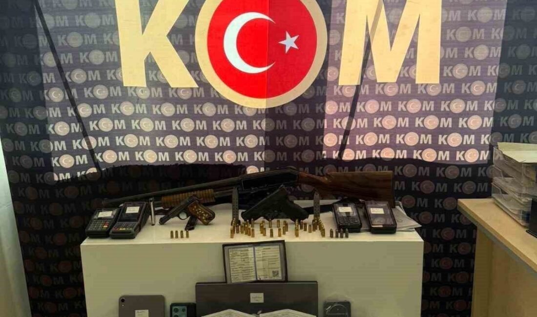 Kahramanmaraş’ın Elbistan ilçesinde tefecilik ve yağma operasyonunda 8 şüpheli yakalanarak