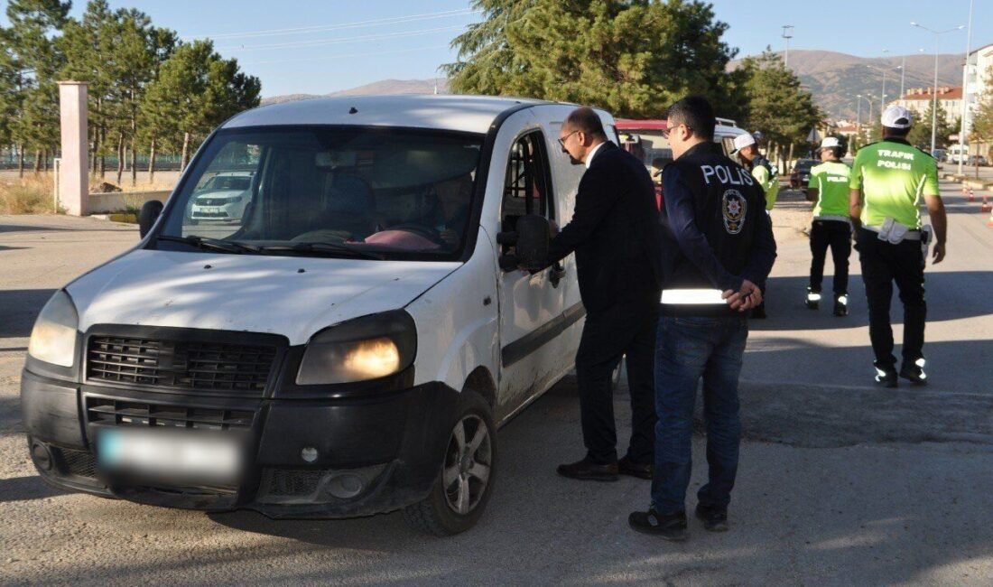 Yalvaç’ta dün, motosiklet, servis aracı ve otomobillere yönelik yapılan geniş