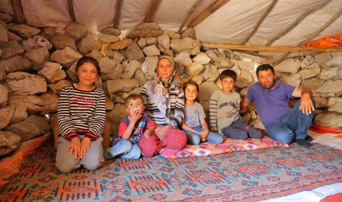 Kahramanmaraş’ta yüksek rakımlı bölgelerde yaz mevsimini geçiren yaylacılar dönüş için