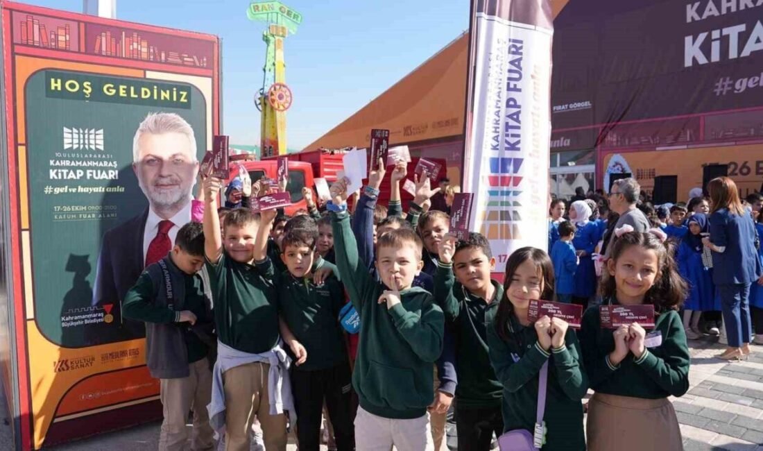 Kahramanmaraş Büyükşehir Belediyesinin düzenlediği 10. Uluslararası Kahramanmaraş Kitap Fuarını ilk