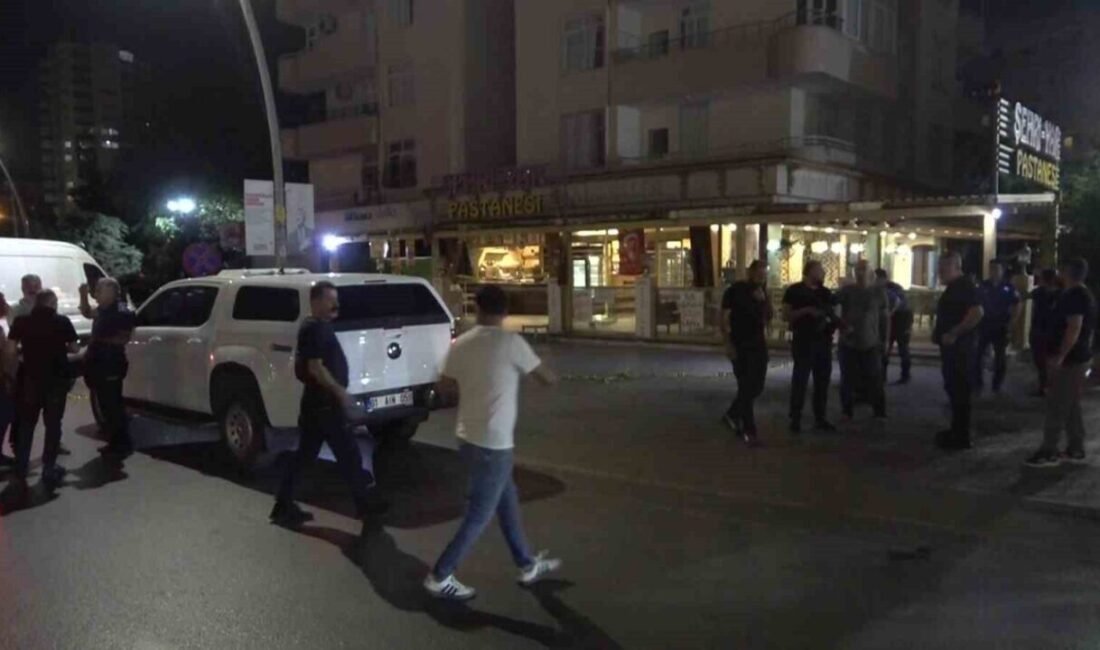 Adana’da bir pastaneye pimi çekilmemiş el bombası atılması büyük paniğe