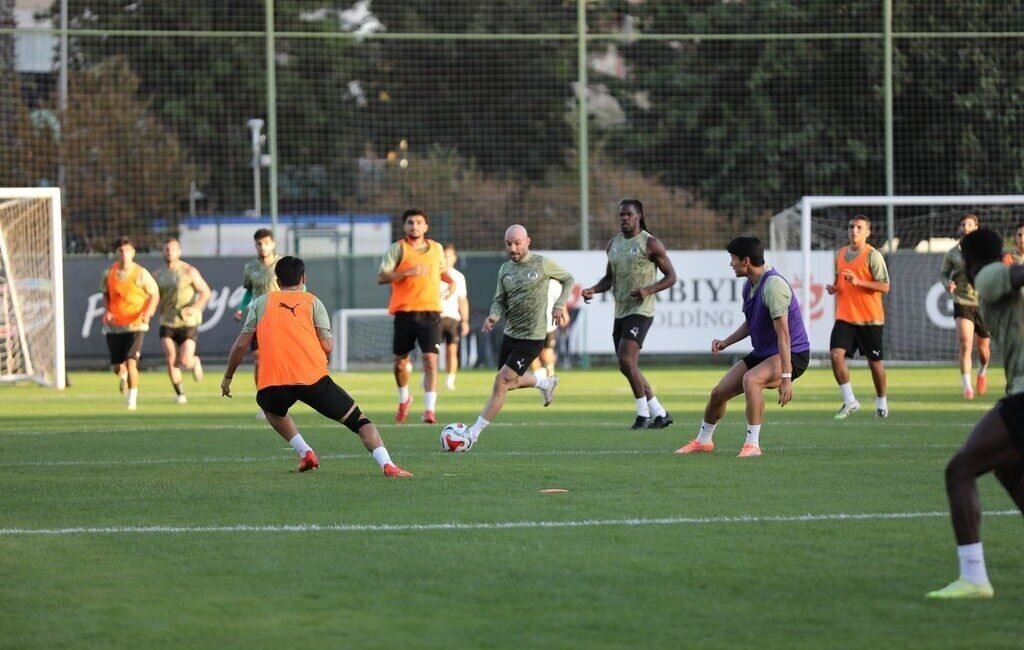 Alanyaspor, Gaziantep FK maçı hazırlıklarına başladı Corendon Alanyaspor, Trendyol Süper Lig’in 11. haftasında deplasmanda oynayacağı Gaziantep