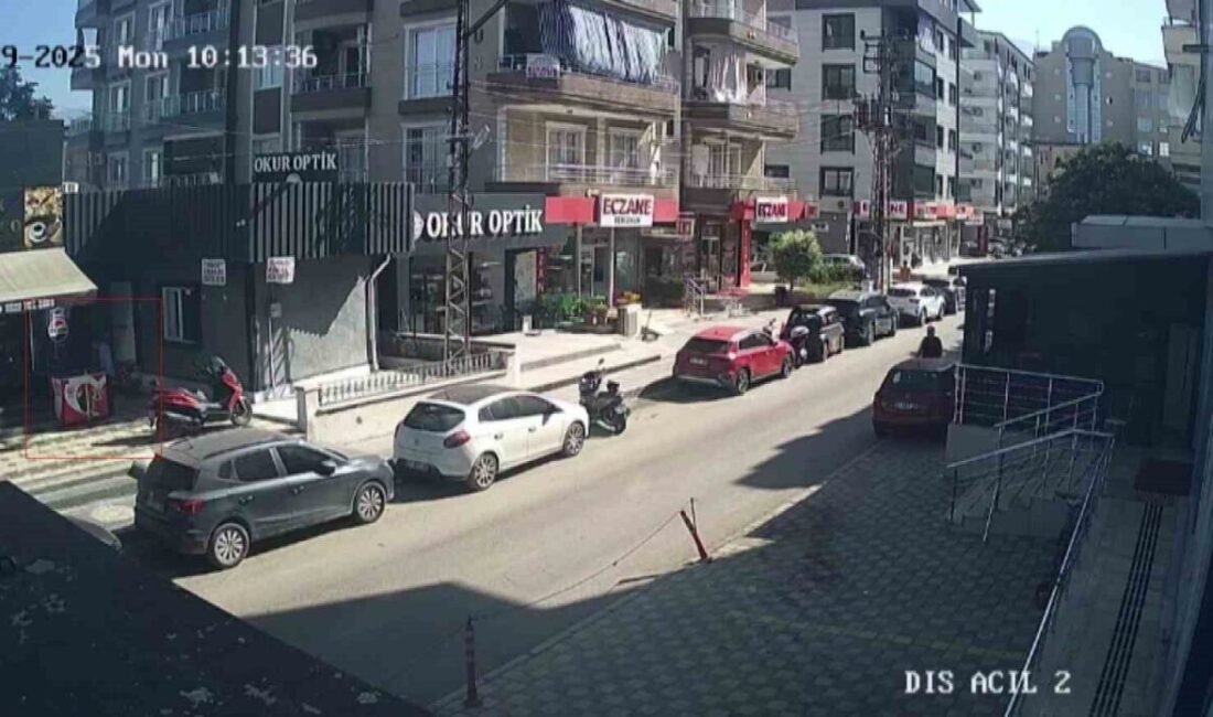 Hatay’da bir iş yerinin dondurma dolabından yaklaşık 7 bin TL