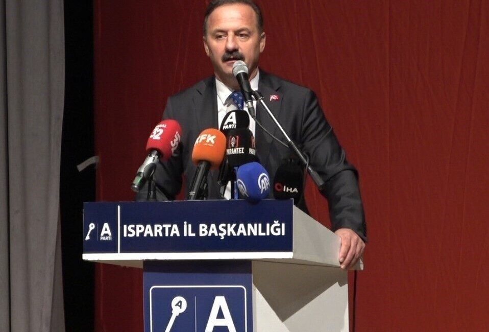 Isparta’da 2.0 büyüklüğünde meydana gelen deprem, Anahtar Partisi Genel Başkanı