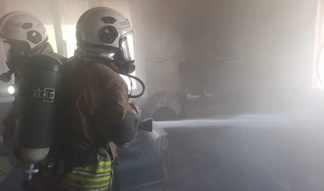 Hatay’da yaşanan yangında müstakil ev kullanılmaz hale geldi. Yangın, Antakya