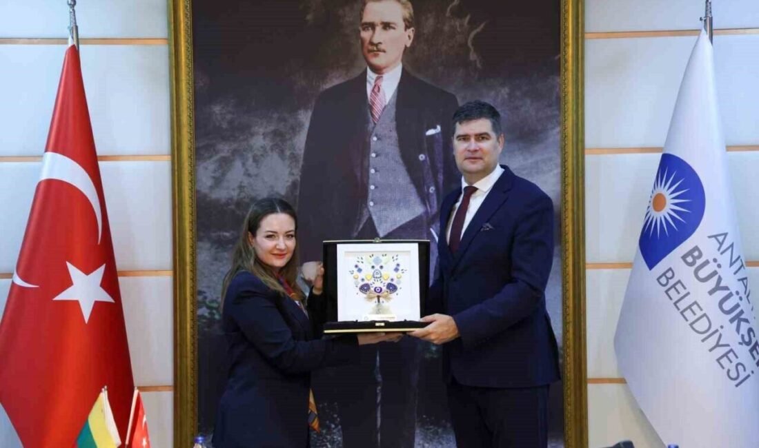 Litvanya’nın venıonys Belediye Başkanı Rimantas Klipius’un ve beraberindeki heyet, Antalya