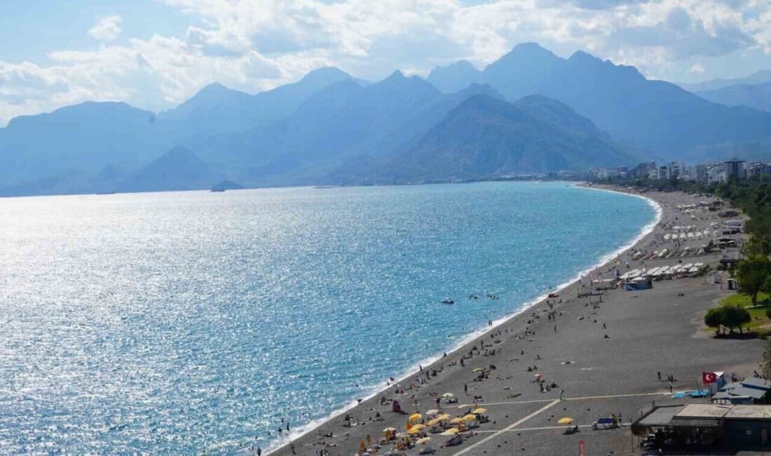 Antalya’da yağışlı havanın ardından yeniden açan güneş, yerli ve yabancı