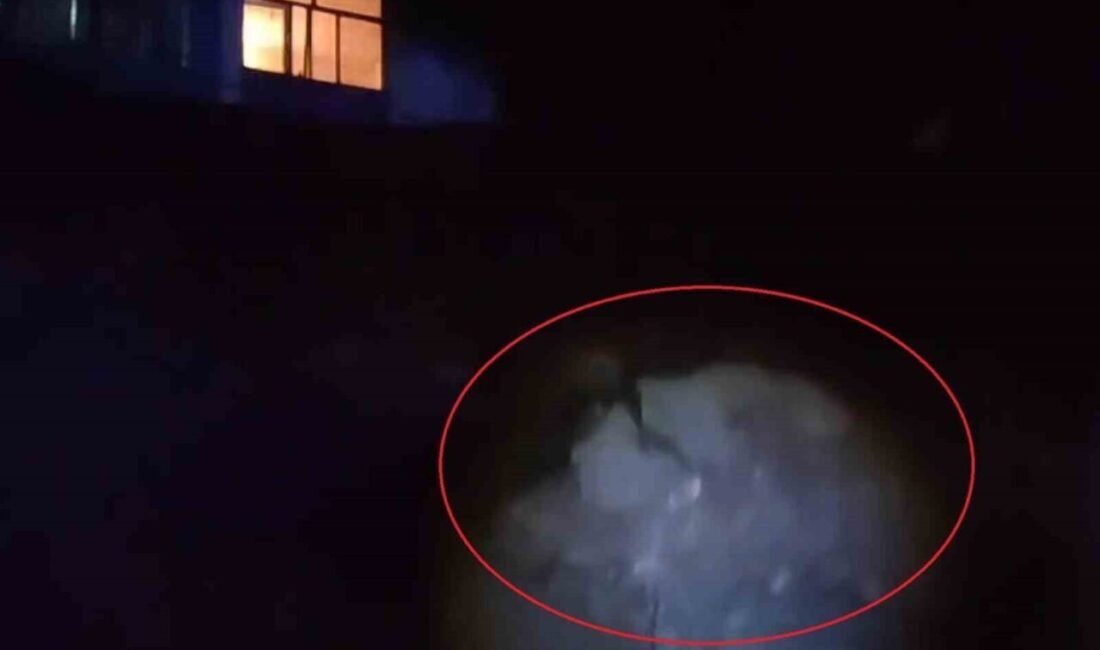 Antalya’nın Serik ilçesinde inşaat kazı çalışmaları sırasında meydana gelen toprak