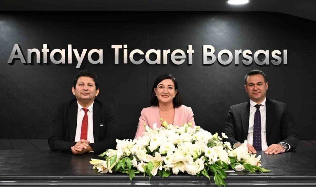 Antalya’da düzenlenen ’Tarım Gündem’ toplantısında israfa dikkat çekildi. Gıda Mühendisleri