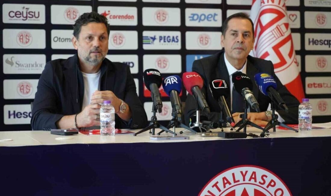 Antalyaspor, Teknik Direktör Erol Bulut ile 2 yıllık sözleşme imzaladı.