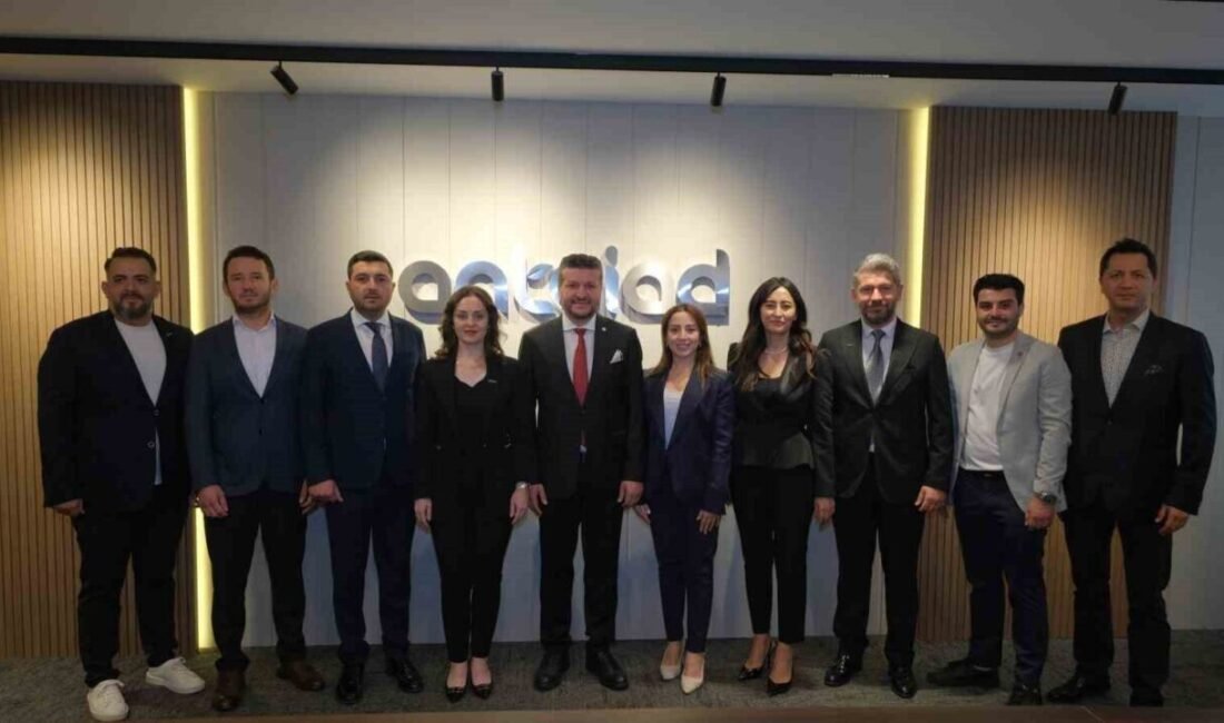 Antalya Genç İş İnsanları Derneği (ANTGİAD), kuruluşunun 35. yılında, yeni