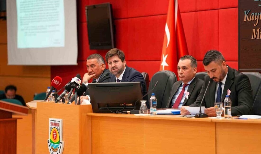 Tarsus Belediyesinin ekim ayı meclis toplantısında kentsel dönüşümden asansör kazası