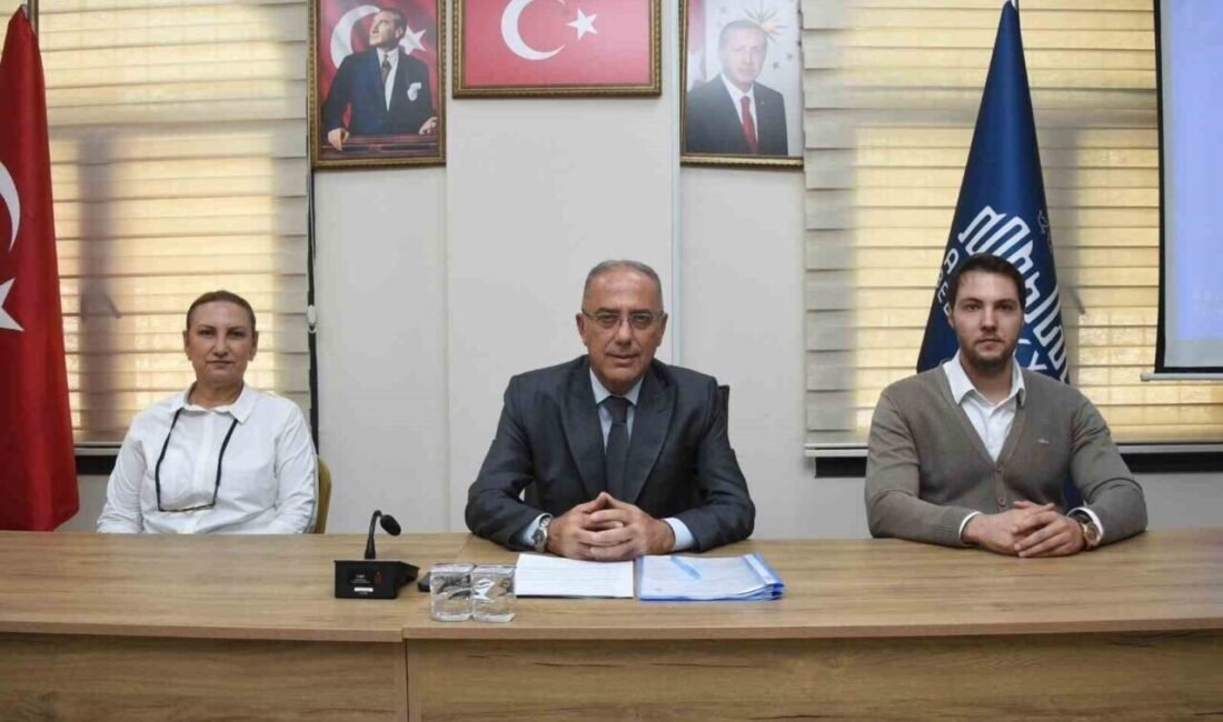 Antakya Belediye Başkanı İbrahim Naci Yapar, gerçekleştirilen meclis toplantısında Filistin’e