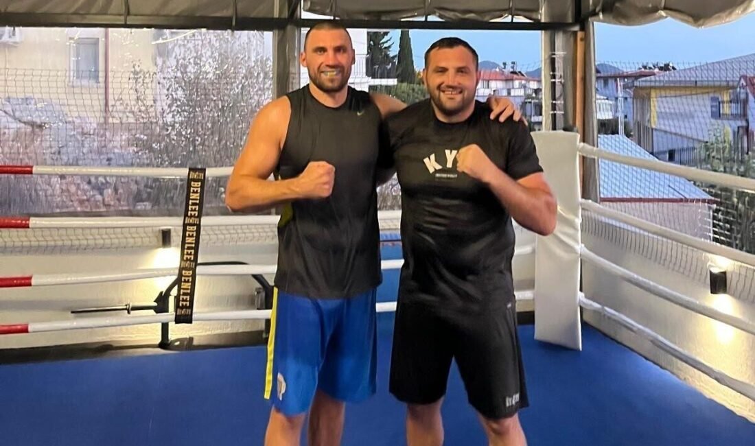 Türk boks kulübü EC Boxing’in Antalya Kaş’ta hizmete sunduğu ECB