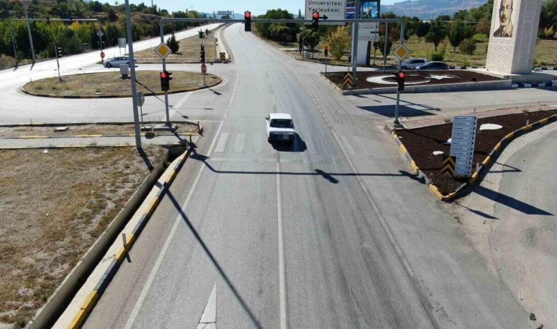 Burdur’da trafik ekipleri tarafından dron destekli yapılan denetimlerde trafik kurallarına