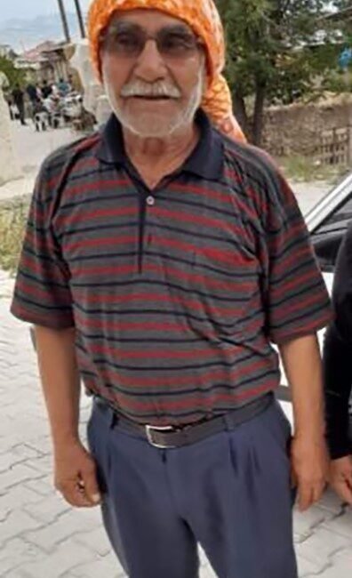 Burdur’un Yeşilova ilçesinde mısır patozu yapan yaşlı adam makineye sıkışarak