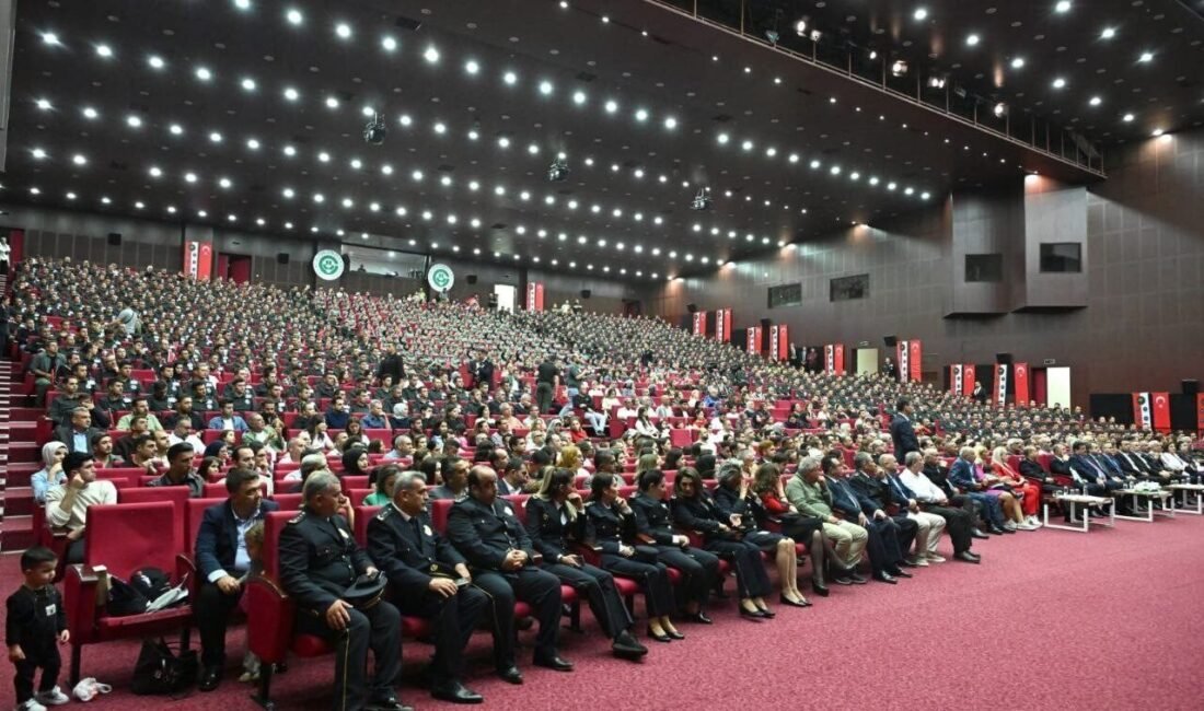 Polis Akademisi Bando Armoni Orkestrası, Adana’da Cumhuriyet’in kuruluşunun 102. yılı