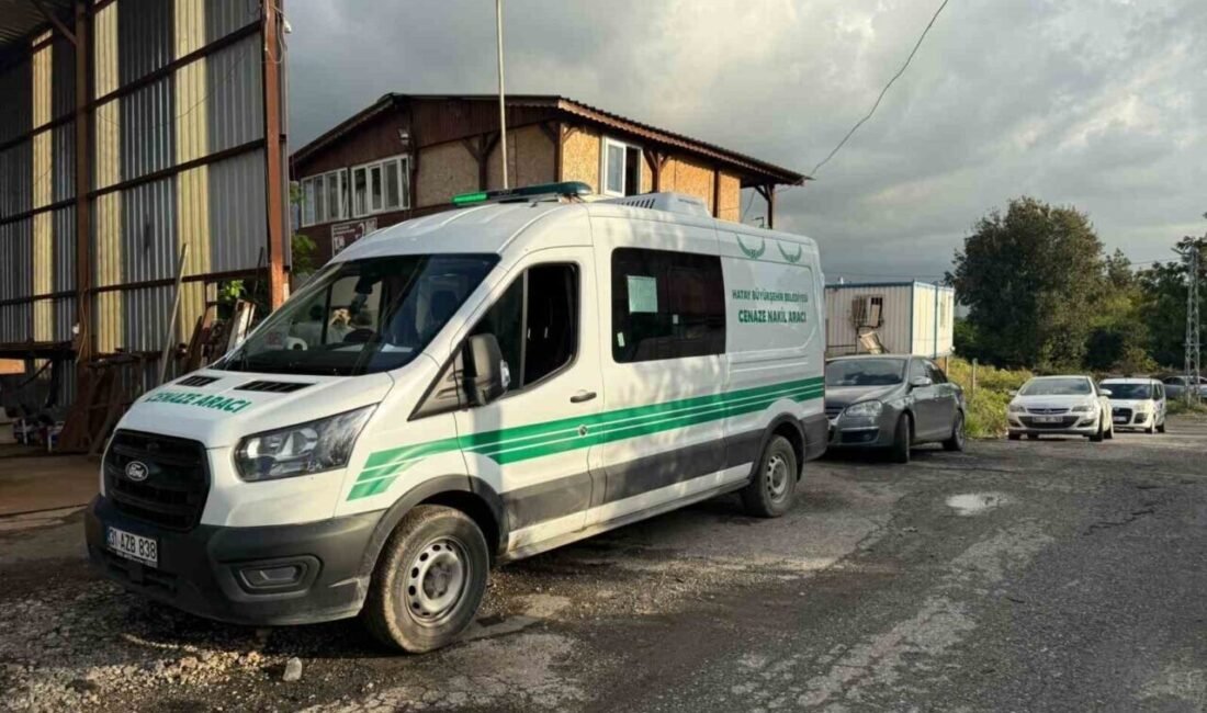 Hatay’da bir depoda bekçilik yapan 66 yaşındaki İhsan Sever’in cansız