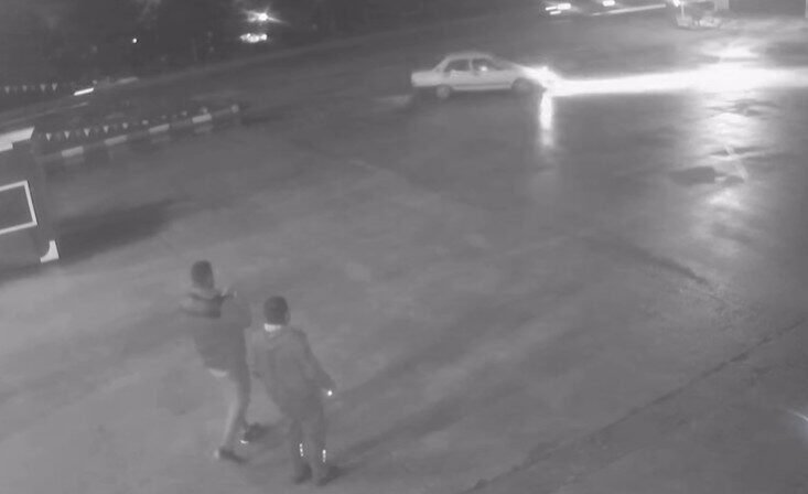 Isparta İl Jandarma Komutanlığı ekipleri, Gönen ilçesindeki bir akaryakıt istasyonunda