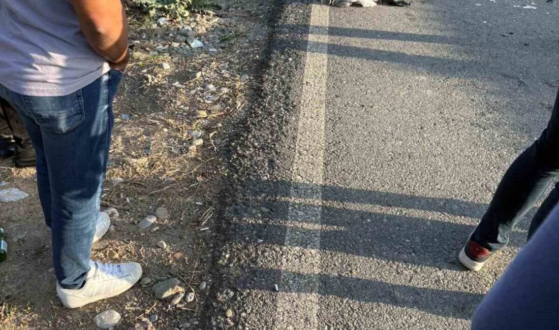 Antalya’nın Gazipaşa ilçesinde otomobille çarpışan motosikletin sürücüsü yaralandı. Kaza, Koru