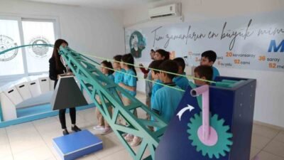 Akdeniz Belediyesi Kültür ve Sosyal İşler Müdürlüğüne bağlı Yaparak Yaşayarak